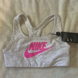 Nike Girls Sports Bra Size Medium NWT